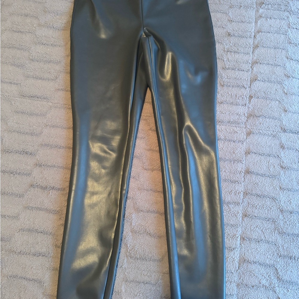 Seven7 Shiny Gray Womens Small/Petite Leggings
